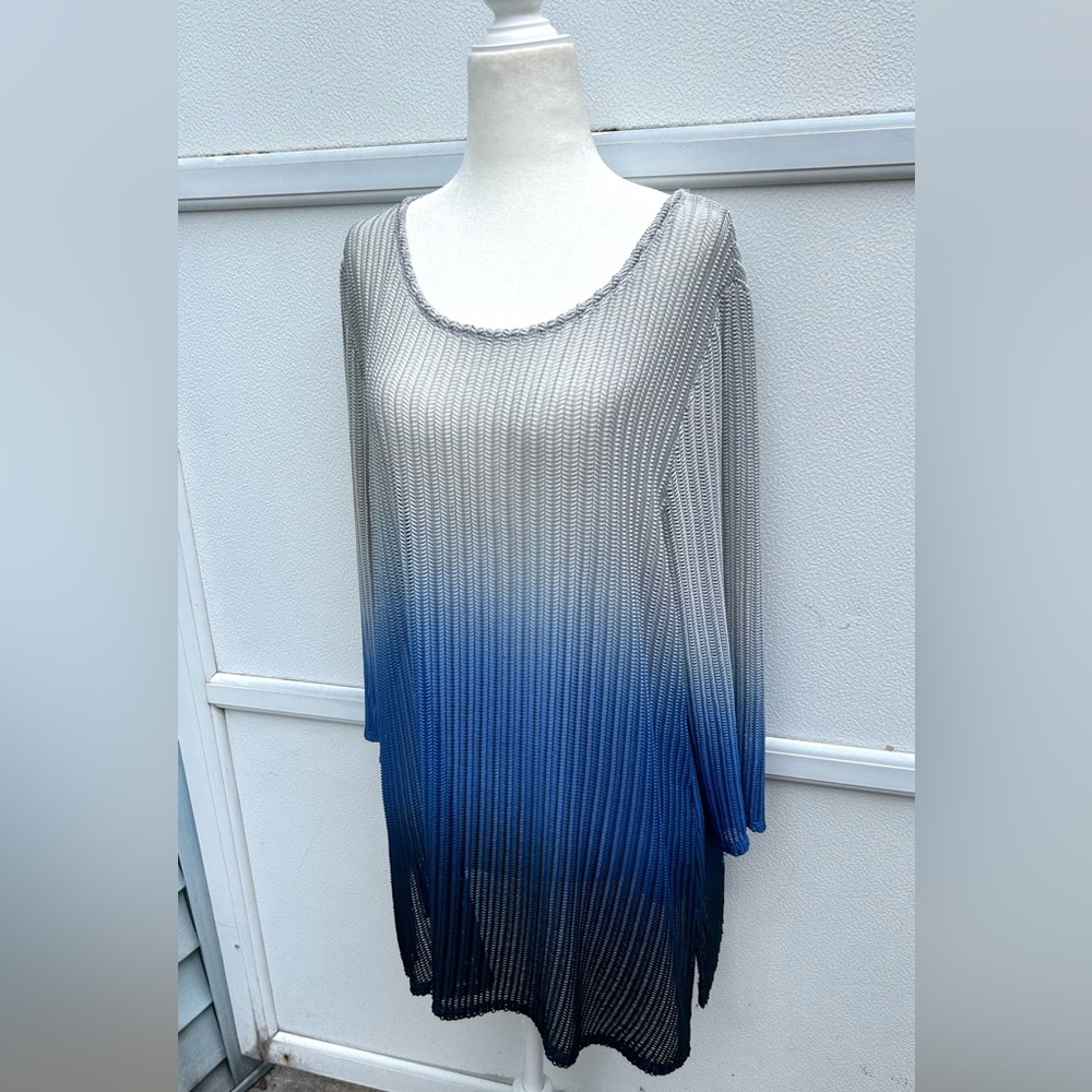 Chicos Travelers Tunic Top Women 3/XL Dip Dye Ombré Blue Gray Loose Knit Stretch - Picture 12 of 13